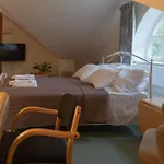 게스트하우스 Kuelalistemaja Kukruse Residents 4*