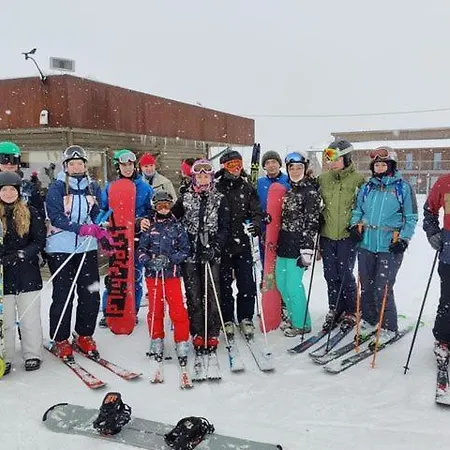 Kuelalistemaja Kukruse Residents Pensión Kohtla-Järve