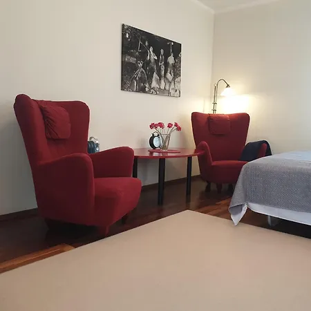 게스트하우스 Kuelalistemaja Kukruse Residents Kohtla-Järve