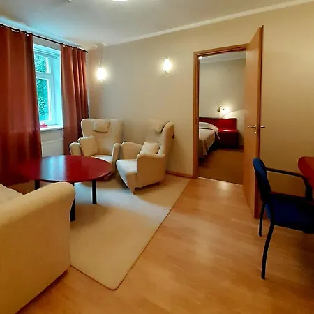 Kuelalistemaja Kukruse Residents