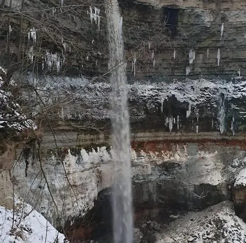 Gasthuis Kuelalistemaja Kukruse Residents Kohtla-Järve