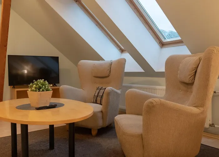 Kuelalistemaja Kukruse Residents 4*